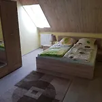 Διαμέρισμα Pod Zurawiem 1